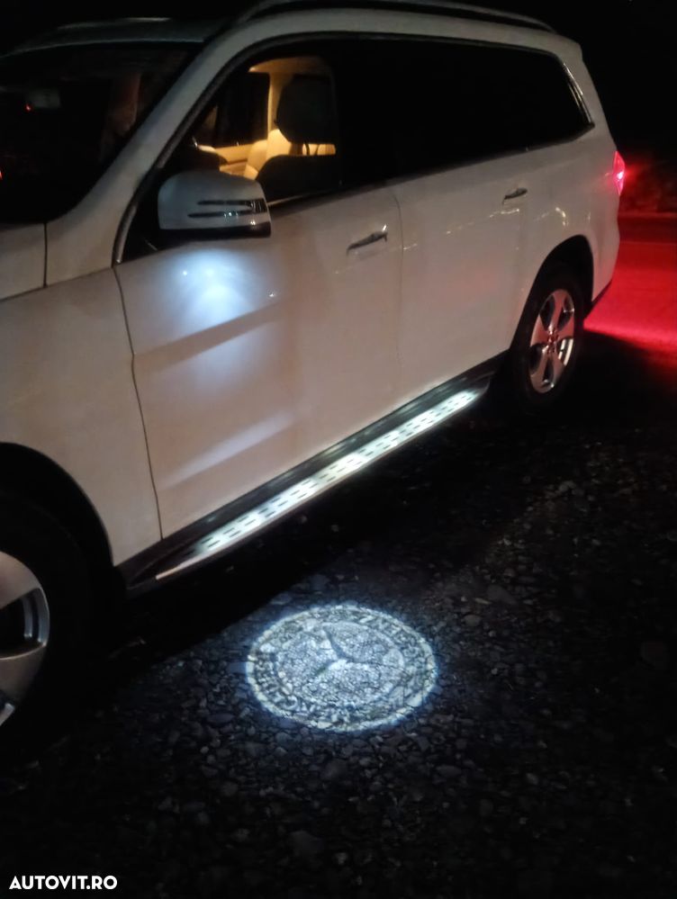 Mercedes-Benz GLS - 14