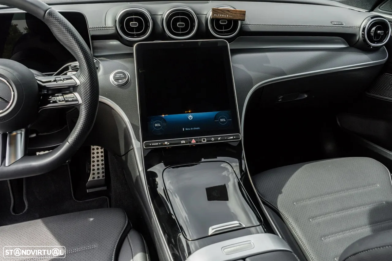 Mercedes-Benz C 300 d - 38