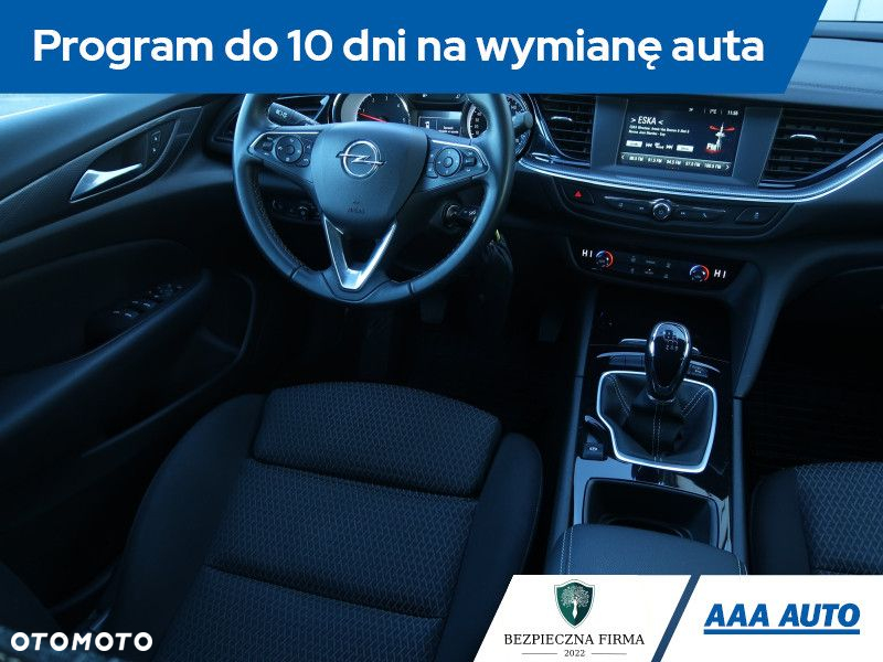 Opel Insignia - 8