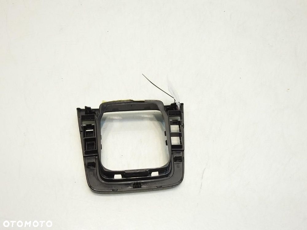RAMKA OSŁONA ZMIANY BIEGÓW VW PASSAT B6 LIFT 3C0864263G - 3