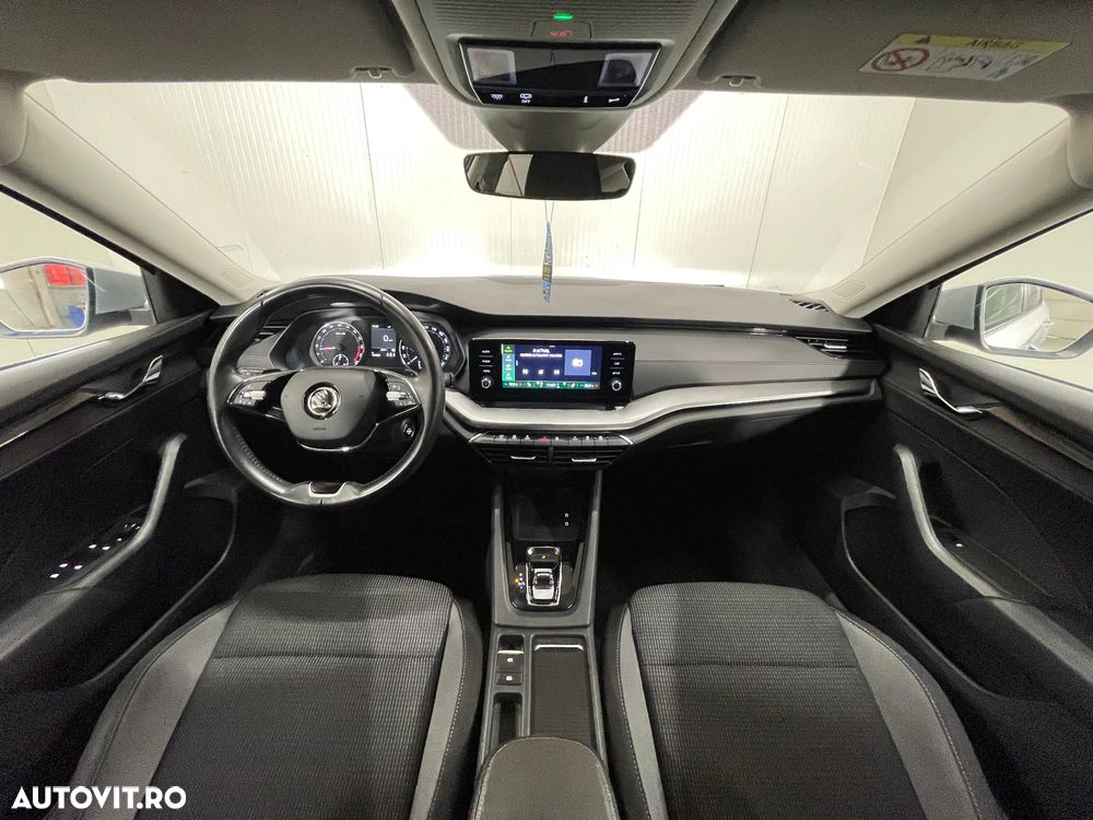 Skoda Octavia 2.0 TDI DSG Ambition - 8