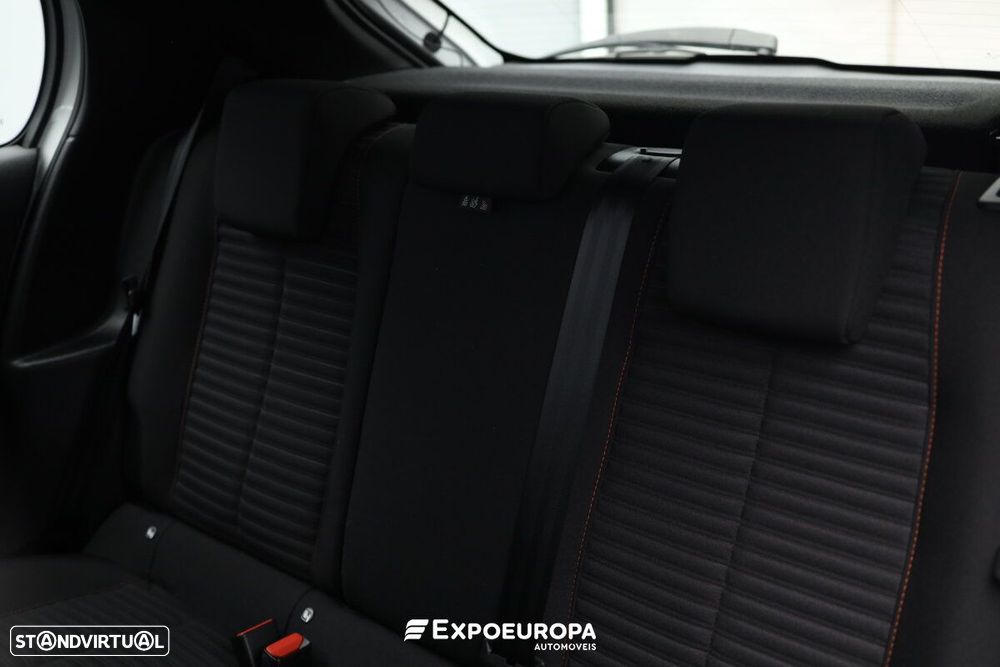 Peugeot e-208 Active Pack - 23