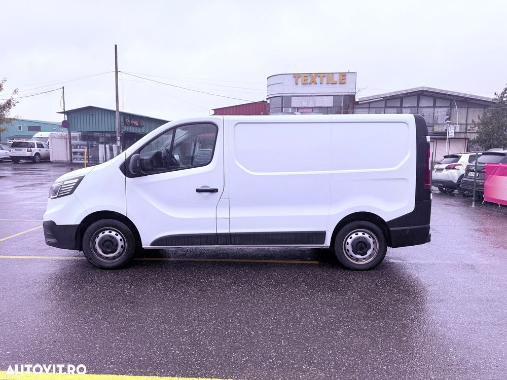 Renault Trafic - 13