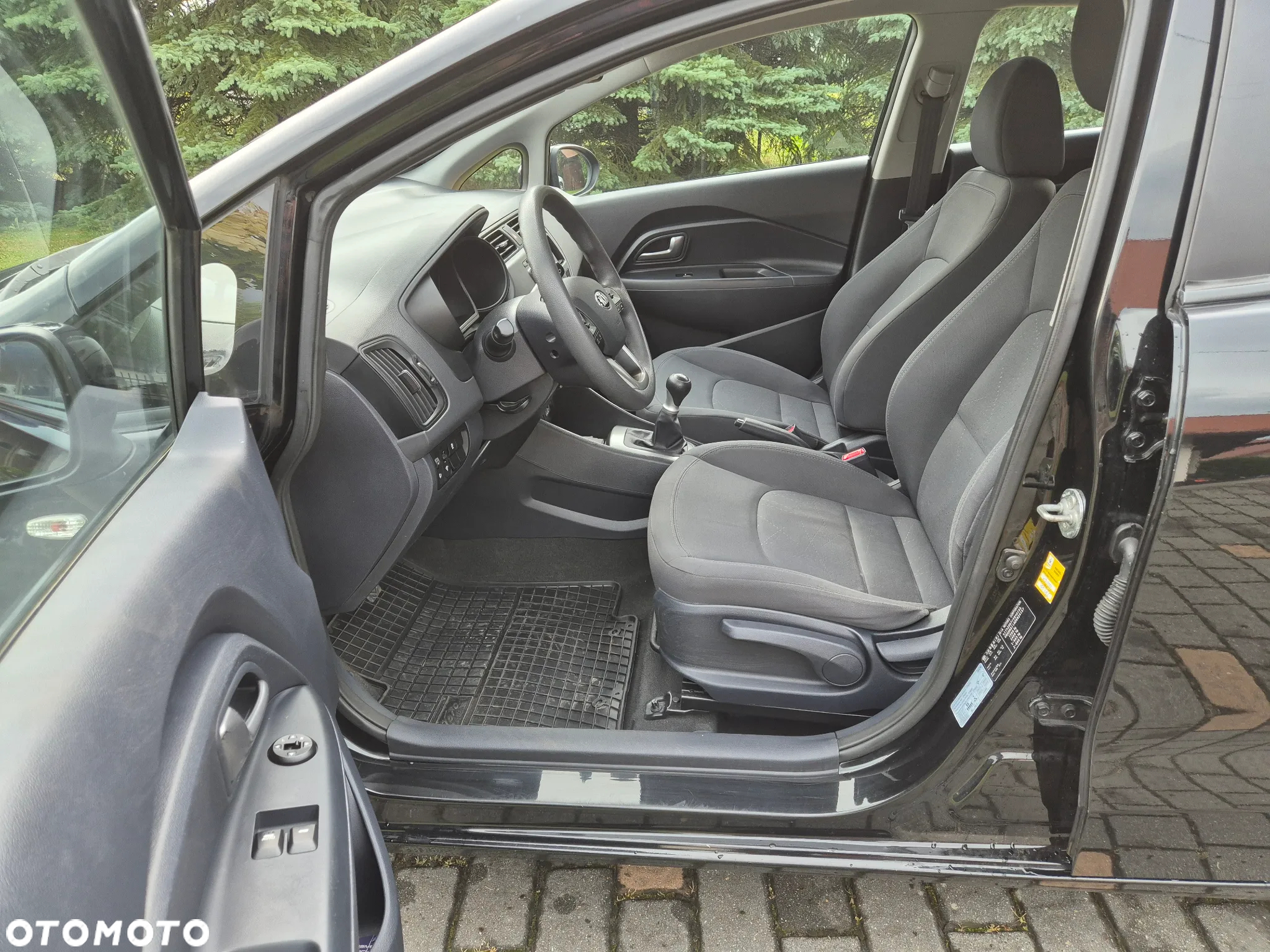 Kia Rio 1.2 Attract - 7