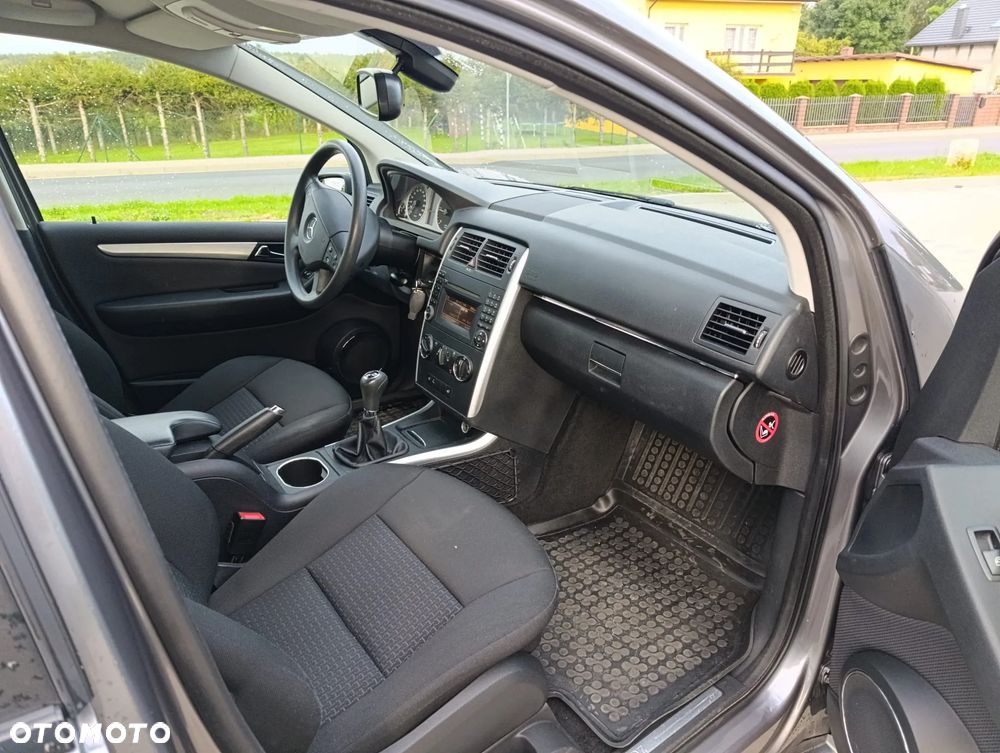 Mercedes-Benz Klasa B 180 CDI - 10