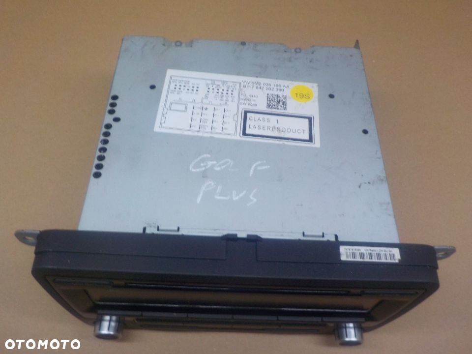VW GOLF V PLUS  RADIO - 2