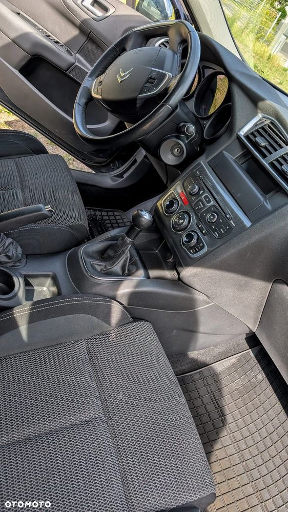 Citroën C4 1.6 VTi Selection - 4