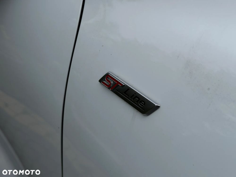 Ford Kuga 2.5 Duratec FHEV 4x4 ST-LINE X - 16