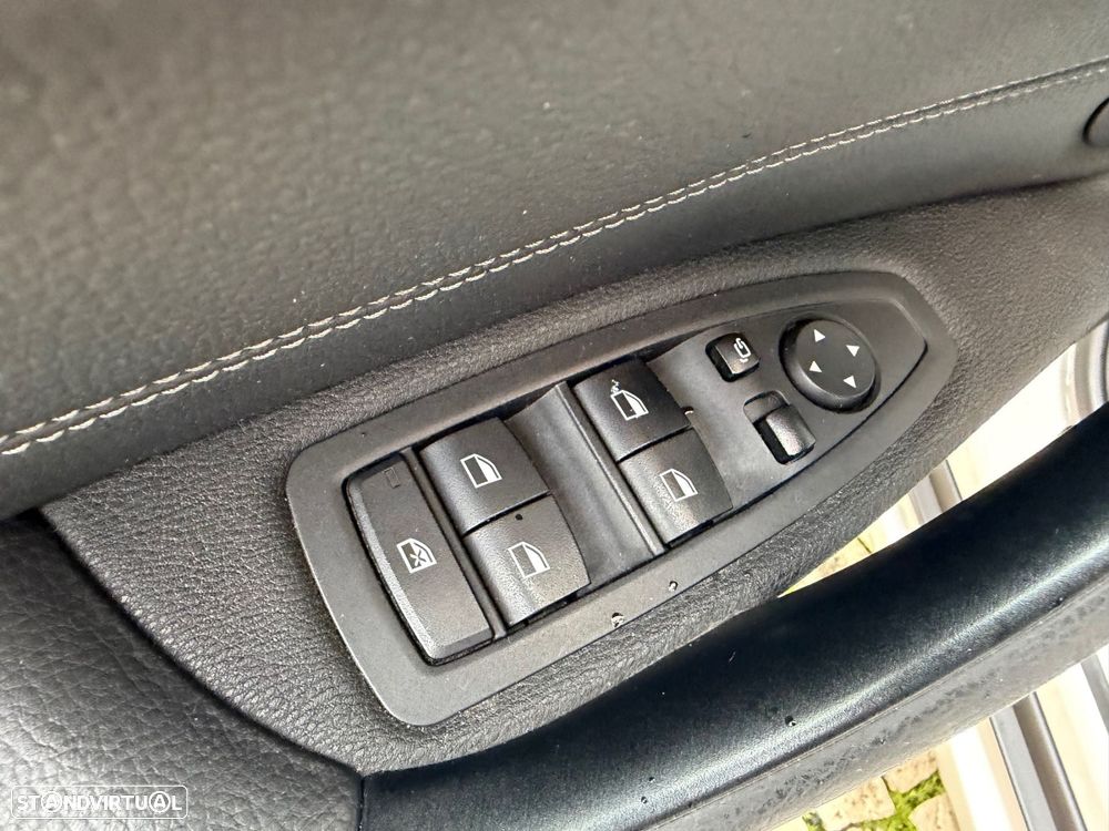 BMW X1 16 d sDrive Line Sport - 26