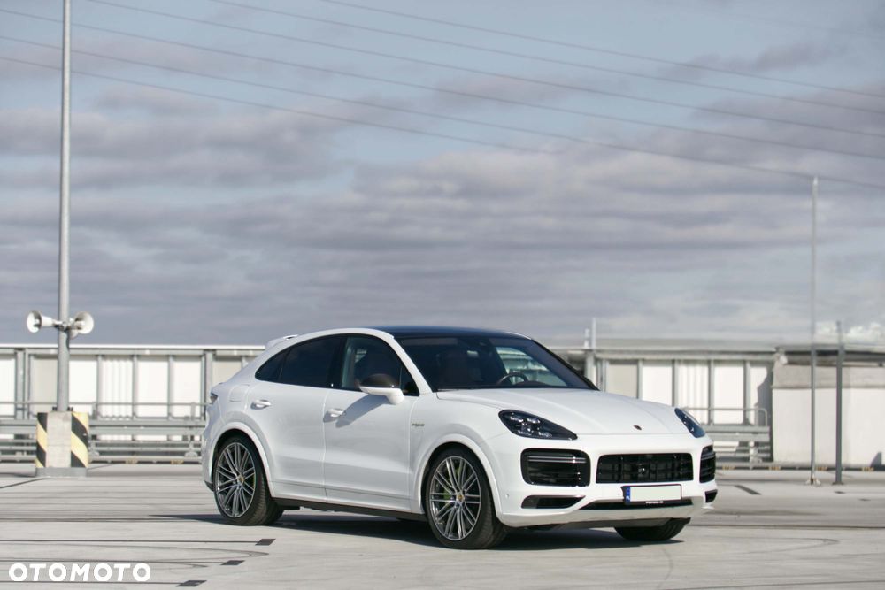 Porsche Cayenne Turbo S E-Hybrid Tiptronic S - 5