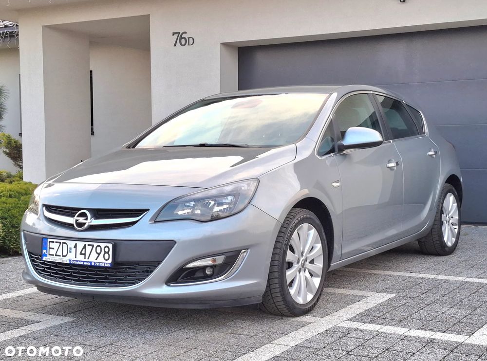 Opel Astra 1.4 T Cosmo - 1