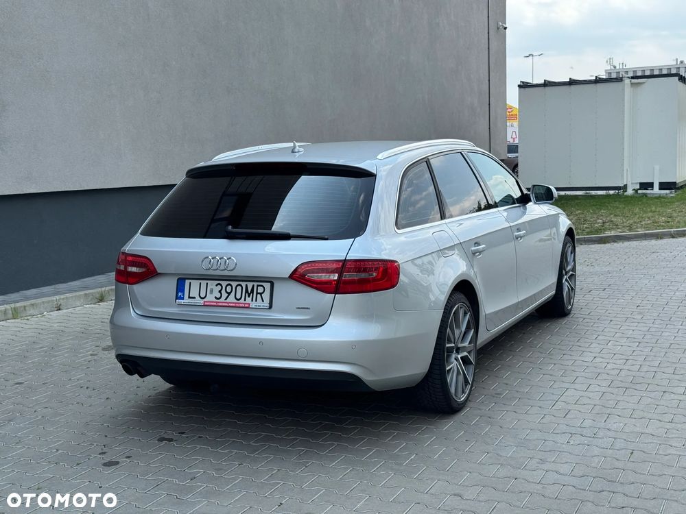 Audi A4 Avant - 14