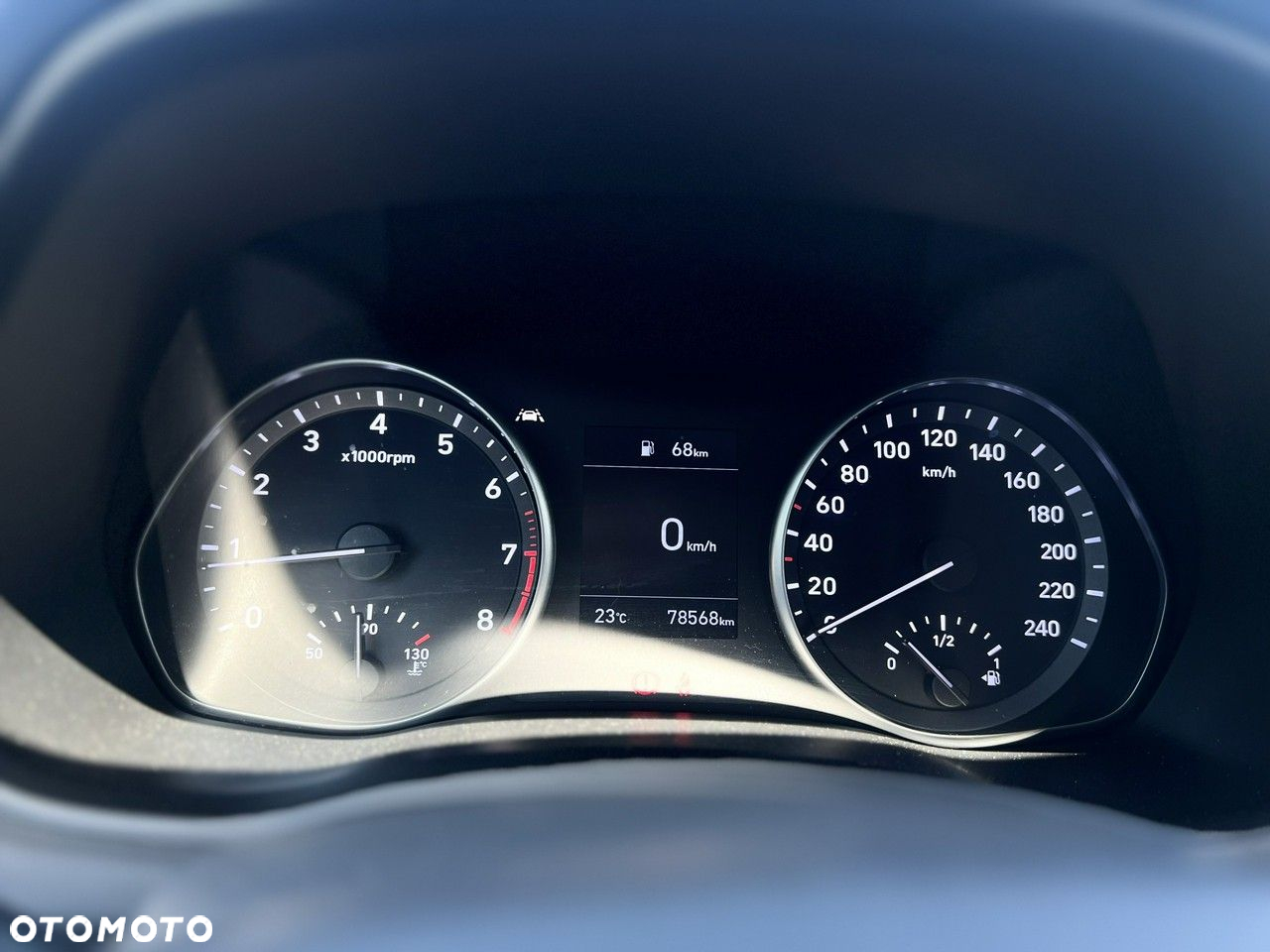 Hyundai i30 1.5 DPI Classic + - 31