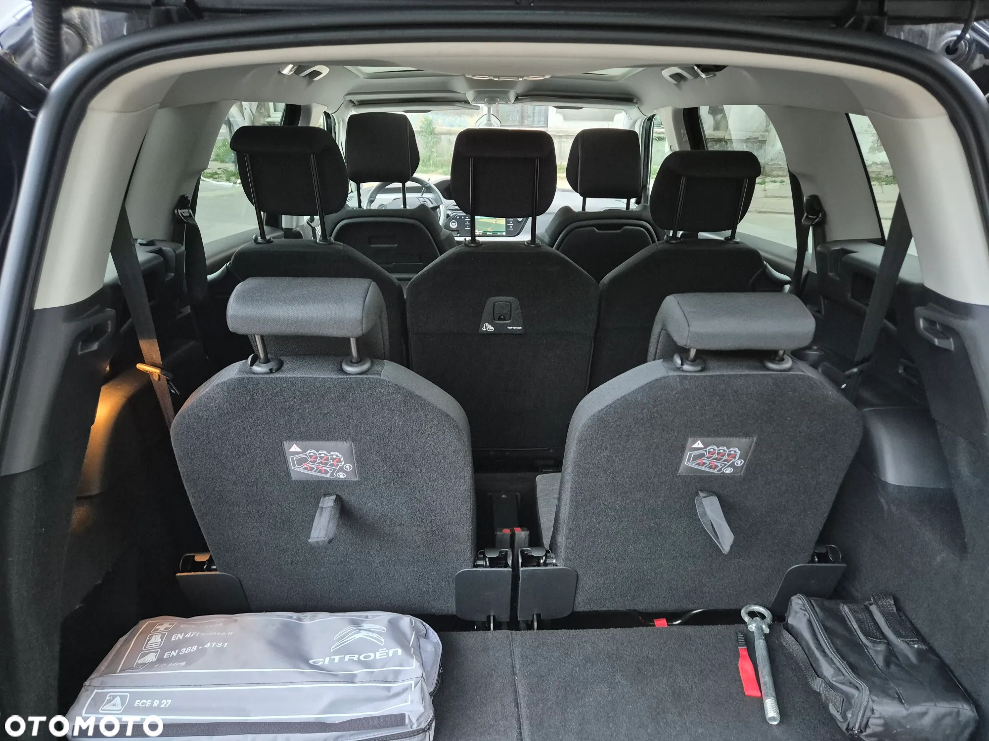 Citroën C4 SpaceTourer Grand BlueHDi 130 Stop&Start EAT8 SHINE - 29