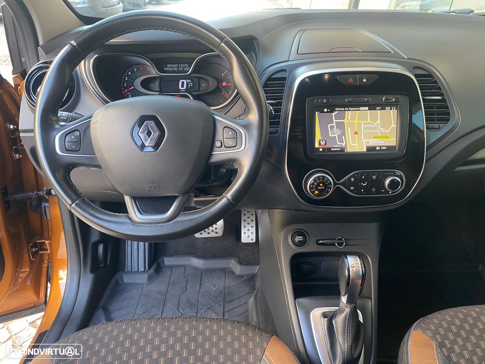 Renault Captur - 45