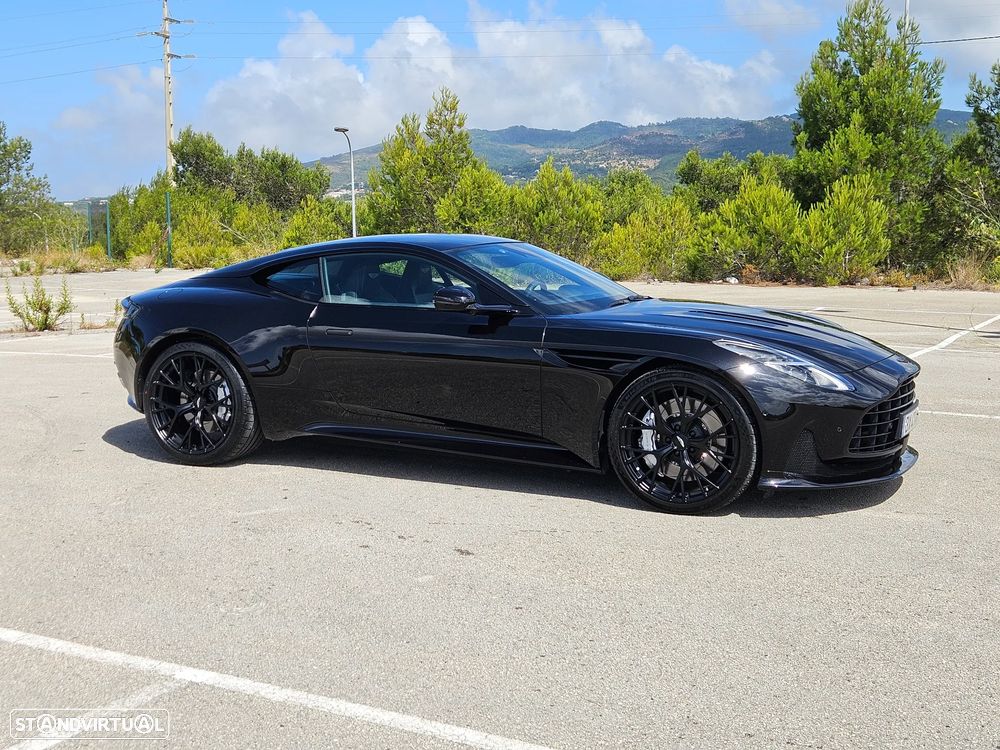 Aston Martin DB12 Coupé V8 - 4