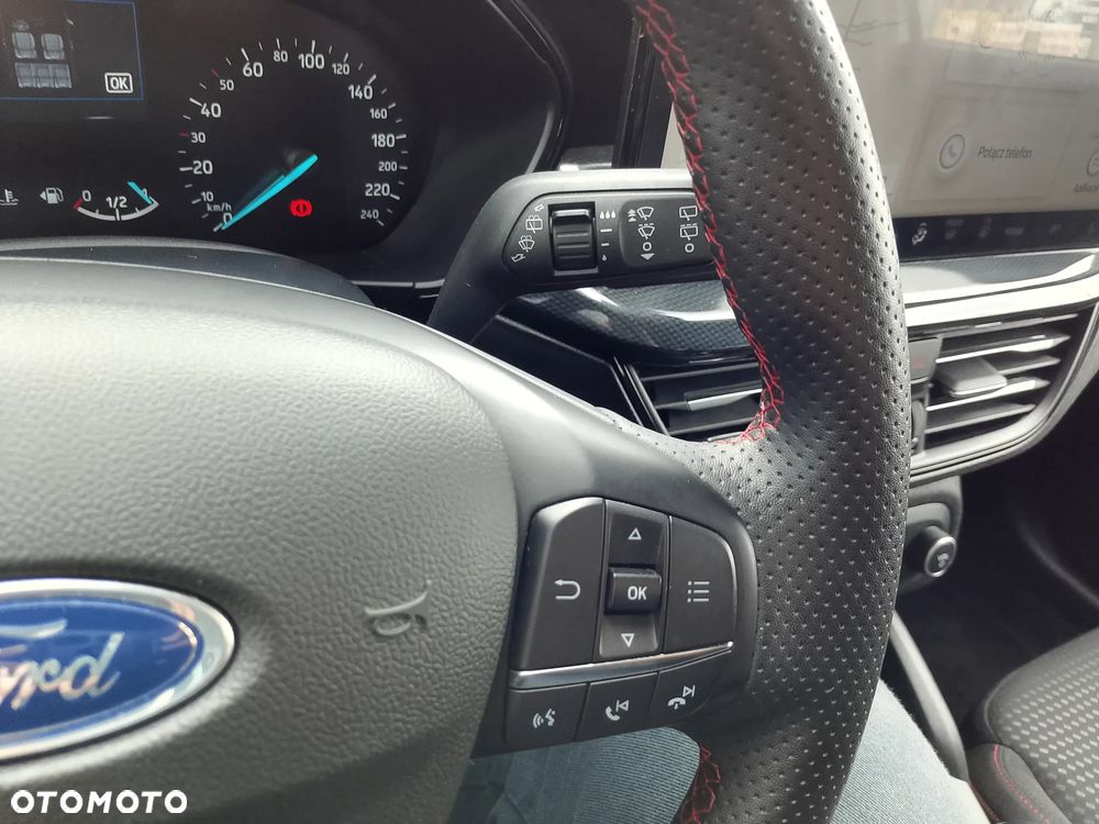 Ford Focus 1.0 EcoBoost Hybrid ST-LINE - 23