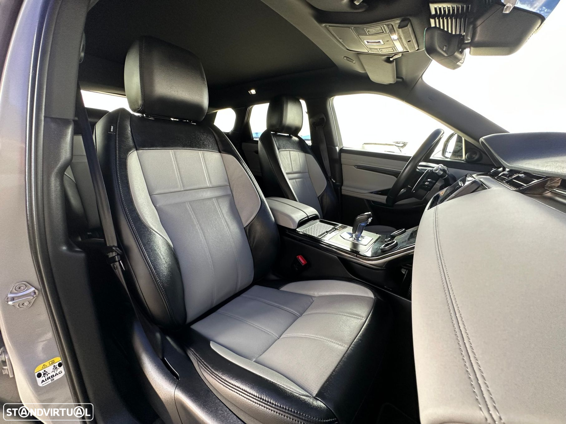 Land Rover Range Rover Evoque 1.5 P300e AWD R-Dynamic S Auto - 4
