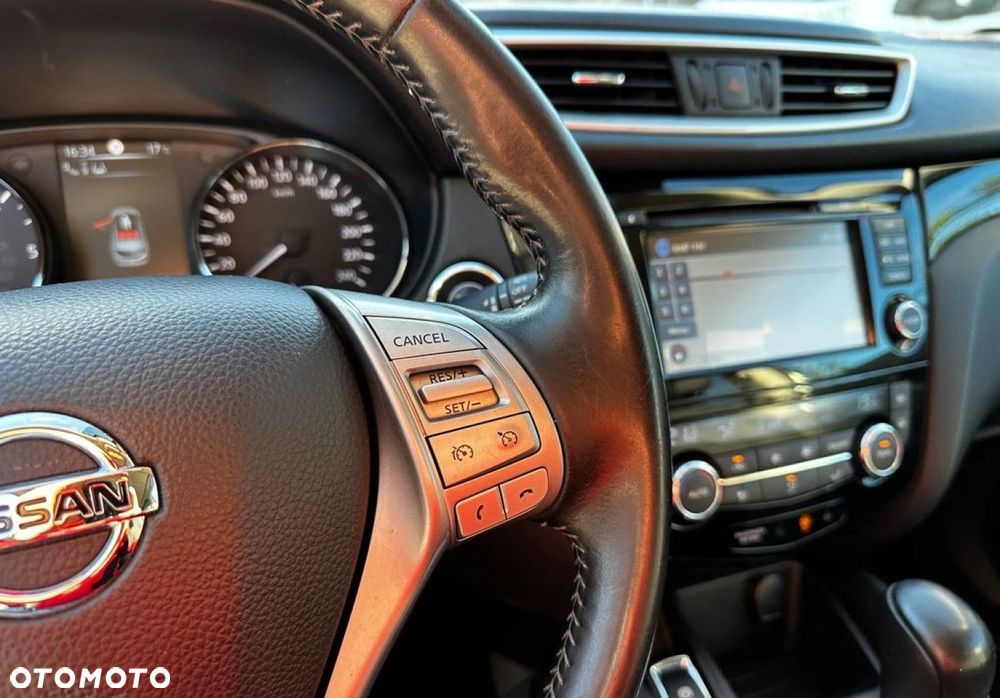 Nissan Qashqai - 12