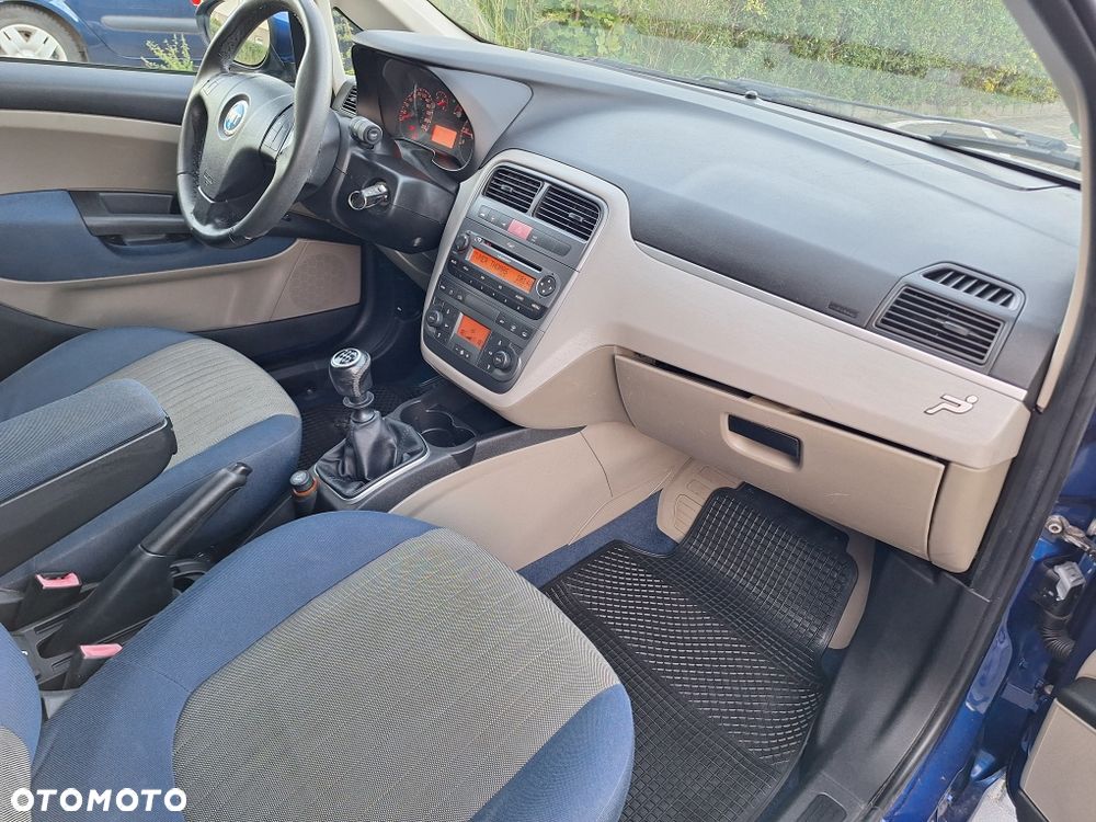Fiat Punto - 6
