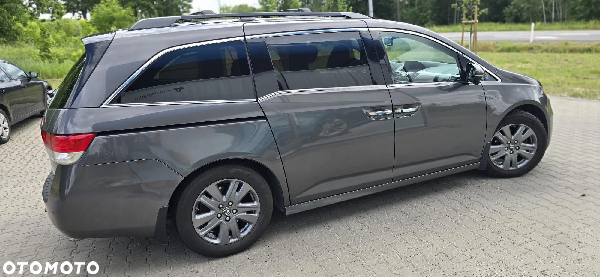 Honda Odyssey 3.5 LX - 30