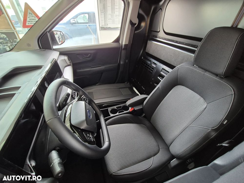 Ford Transit Courier Electric - 9