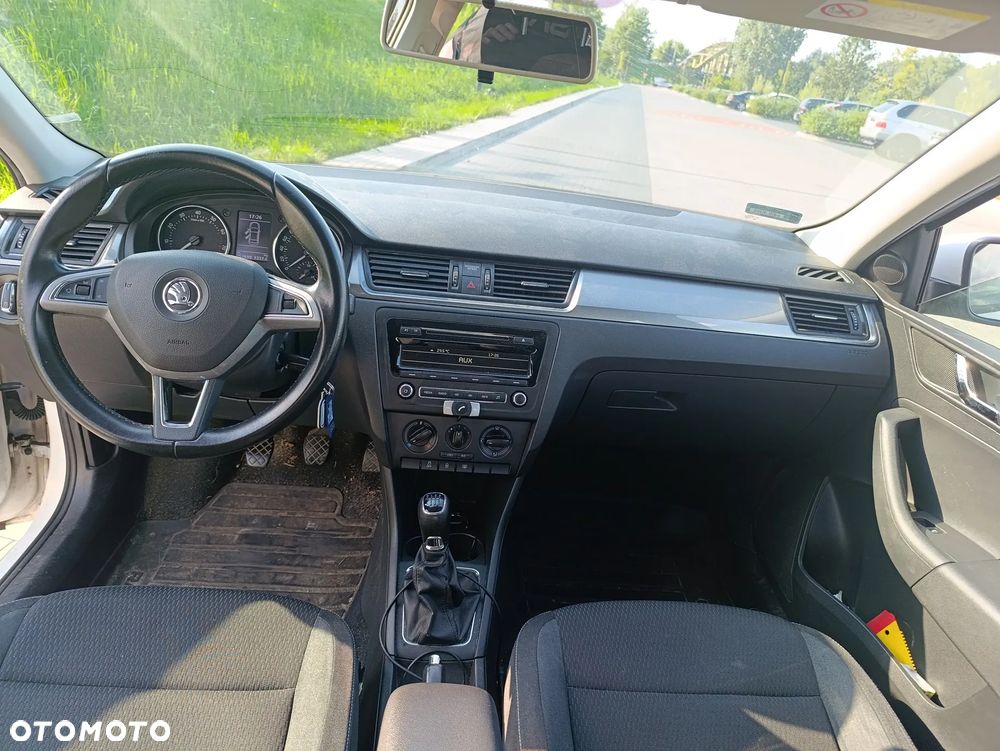 Skoda RAPID 1.2 TSI Ambition Max - 9