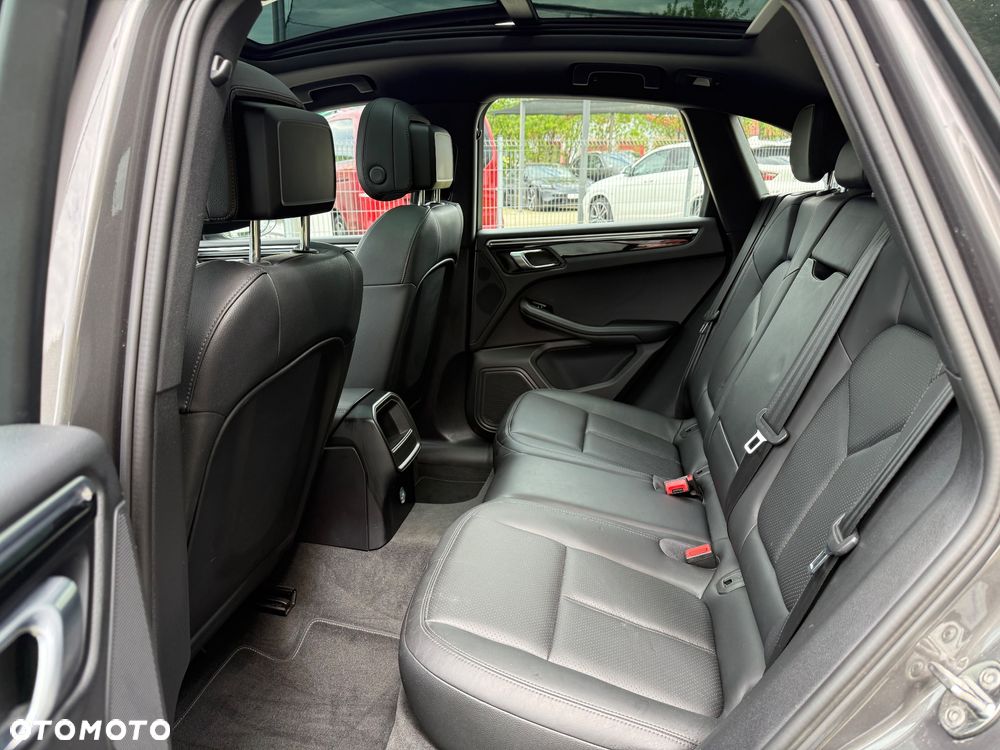 Porsche Macan S PDK - 11