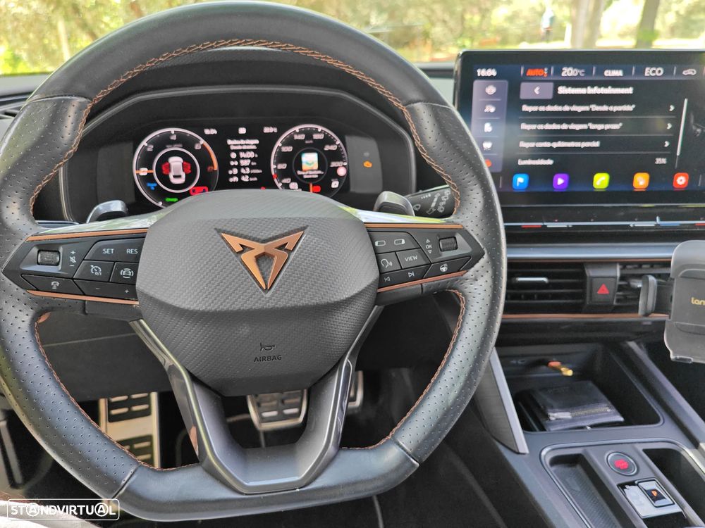 Cupra Leon ST 1.4 e-Hybrid MID DSG - 11