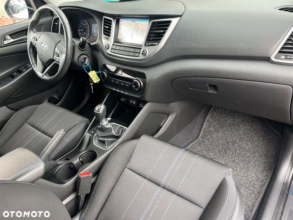 Hyundai Tucson 1.6 Turbo 2WD Navi - 14