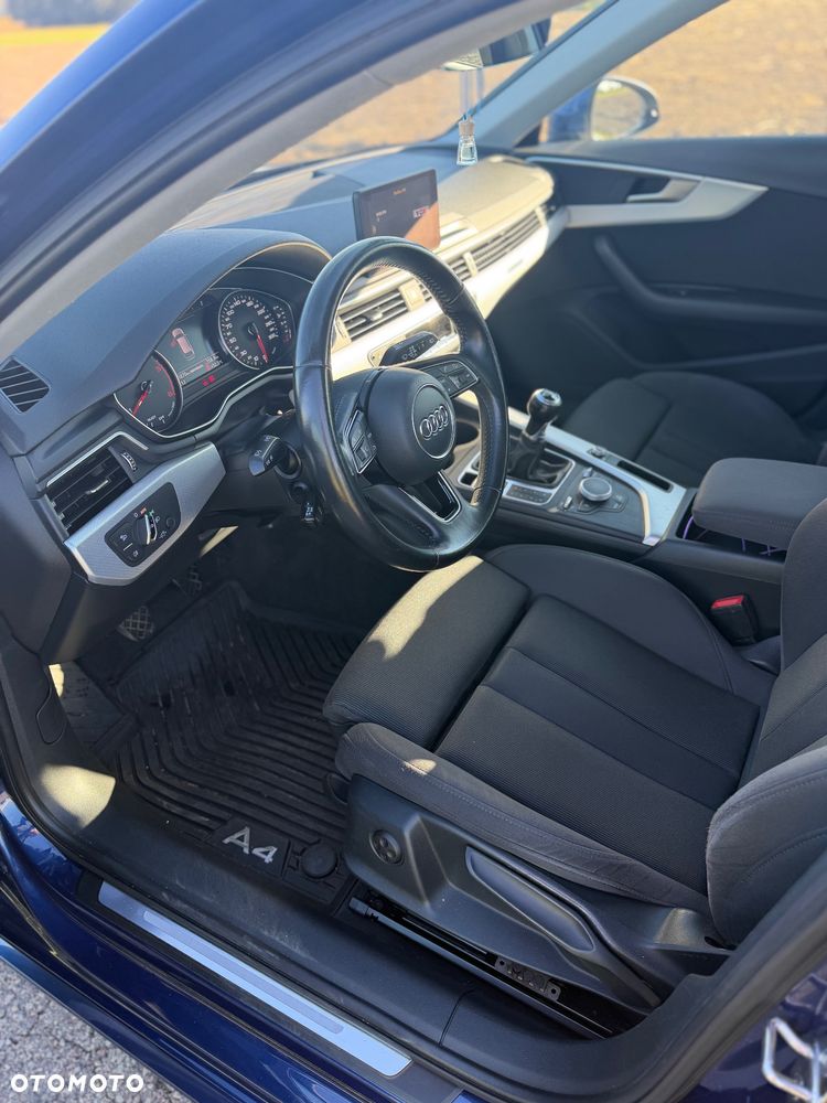 Audi A4 Avant - 16