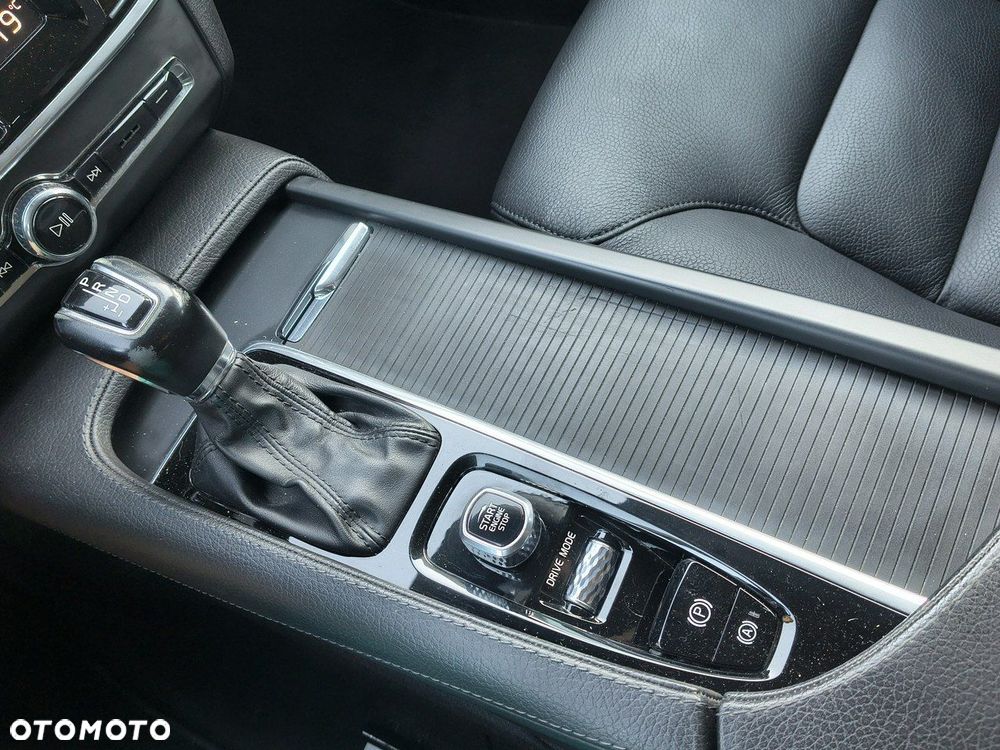 Volvo V90 D3 Momentum - 15