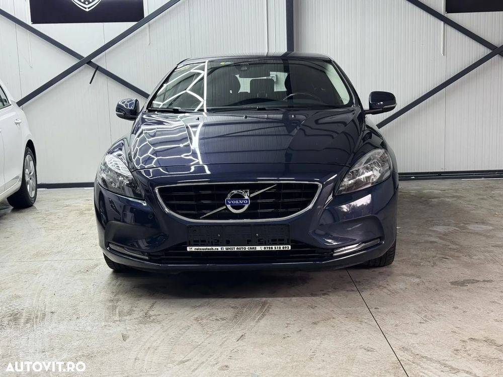 Volvo V40 D3 Geartronic Momentum - 2