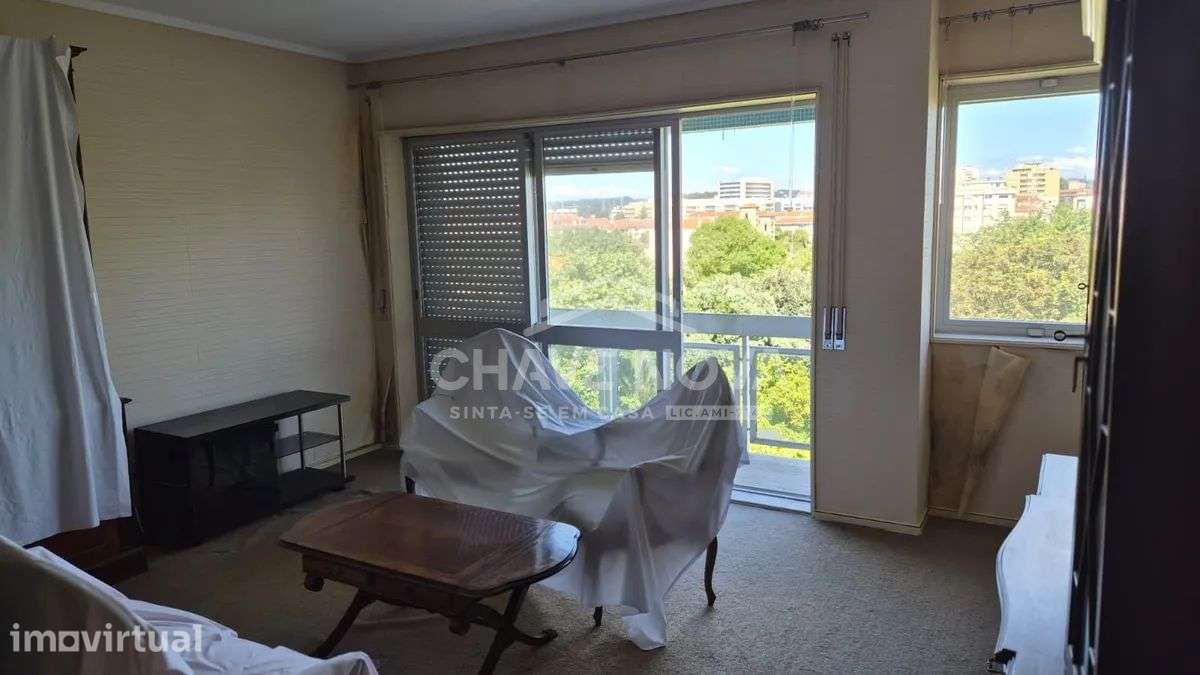Apartamento T3 com garagem no centro de Espinho - Grande imagem: 4/40