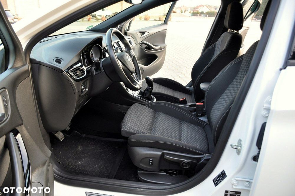 Opel Astra - 21