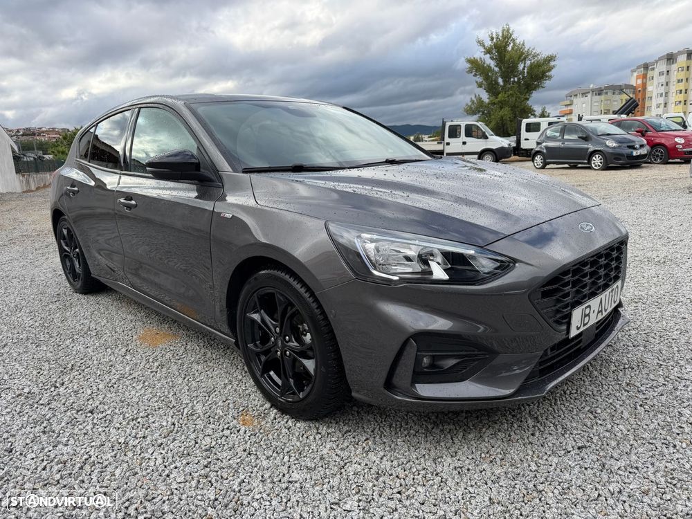 Ford Focus 1.0 EcoBoost Hybrid ST-LINE - 3