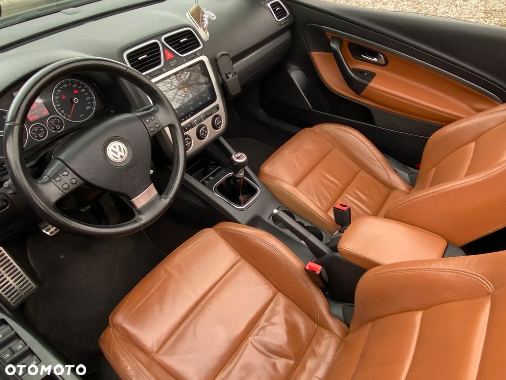 Volkswagen Eos - 31