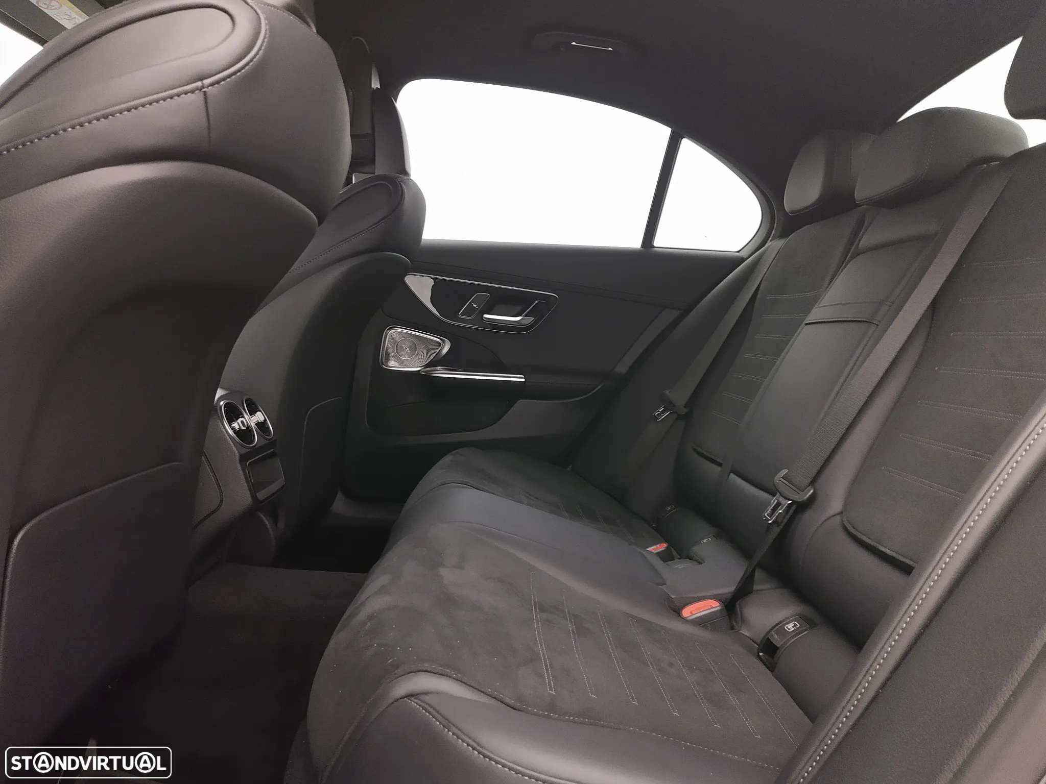 Mercedes-Benz C 300 de AMG Line - 29