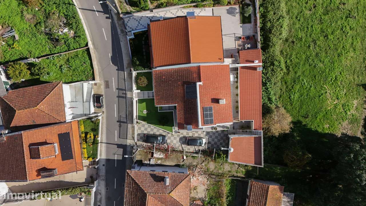 Moradia T4 com Anexo | Valbom, Gondomar | Jardim, Terraço e... - Grande imagem: 4/60