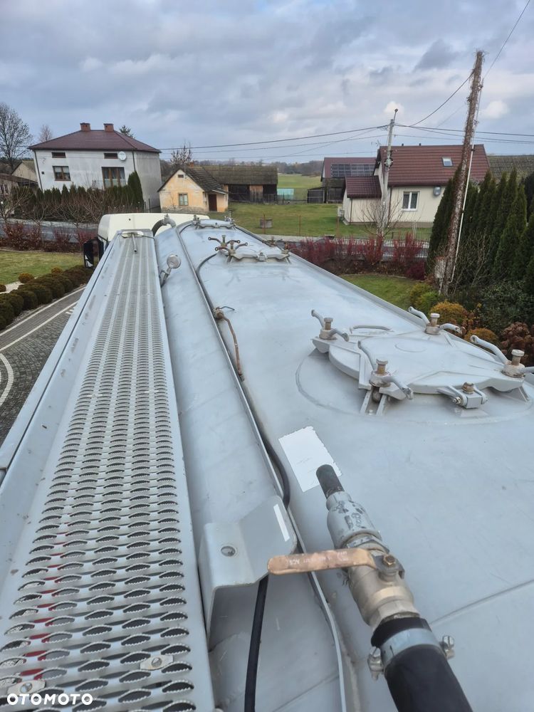 Spitzer SF 2734 PI - 6