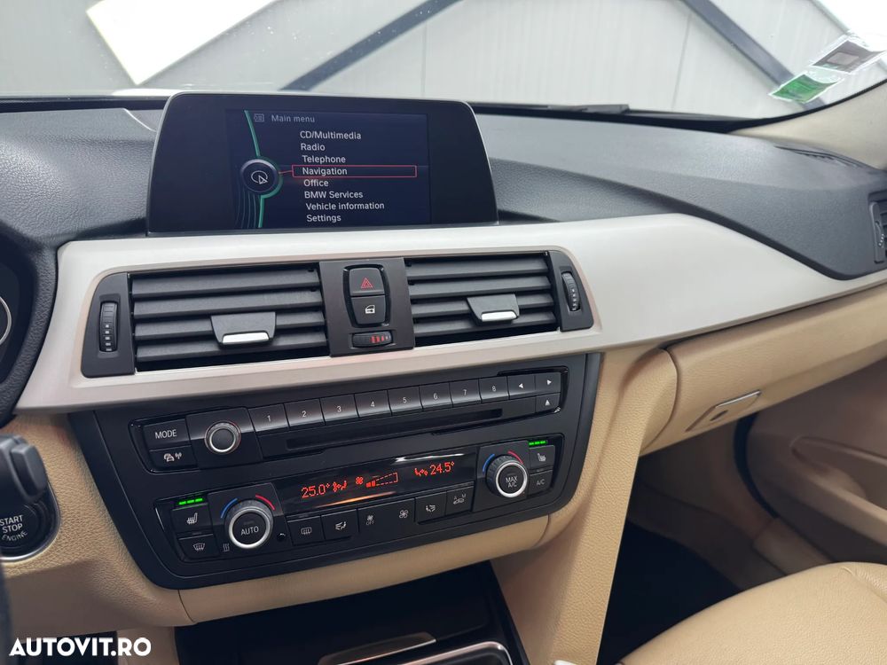 BMW Seria 3 320d Aut. - 22