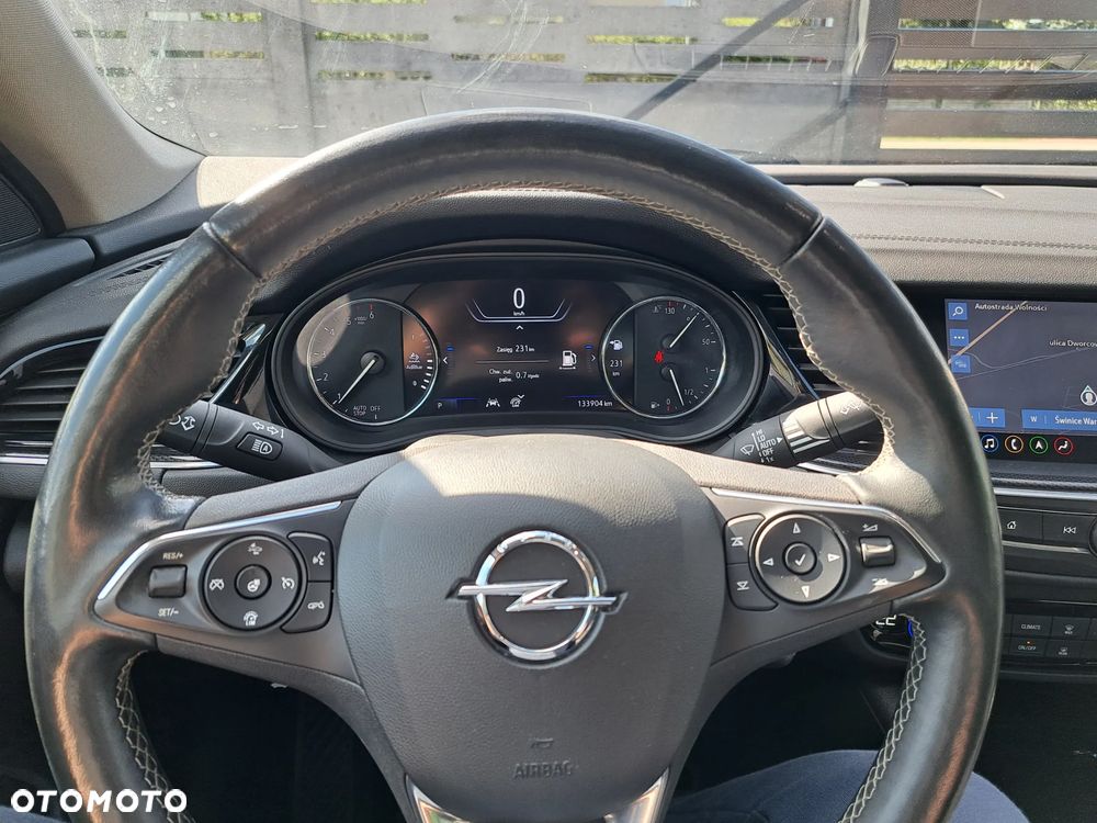 Opel Insignia - 10