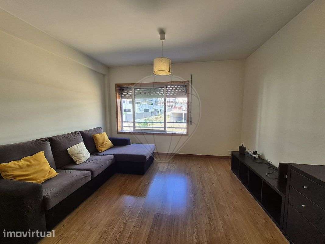 Apartamento T2 para arrendamento - Grande imagem: 2/18