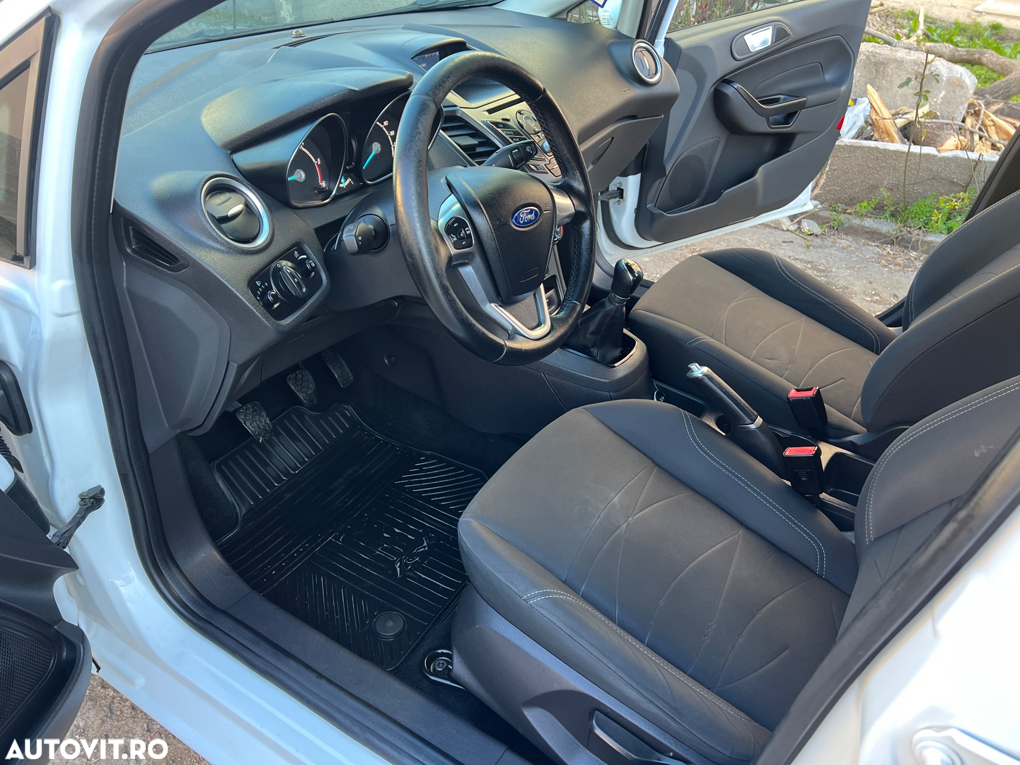 Ford Fiesta 1.5 TDCi Trend - 19