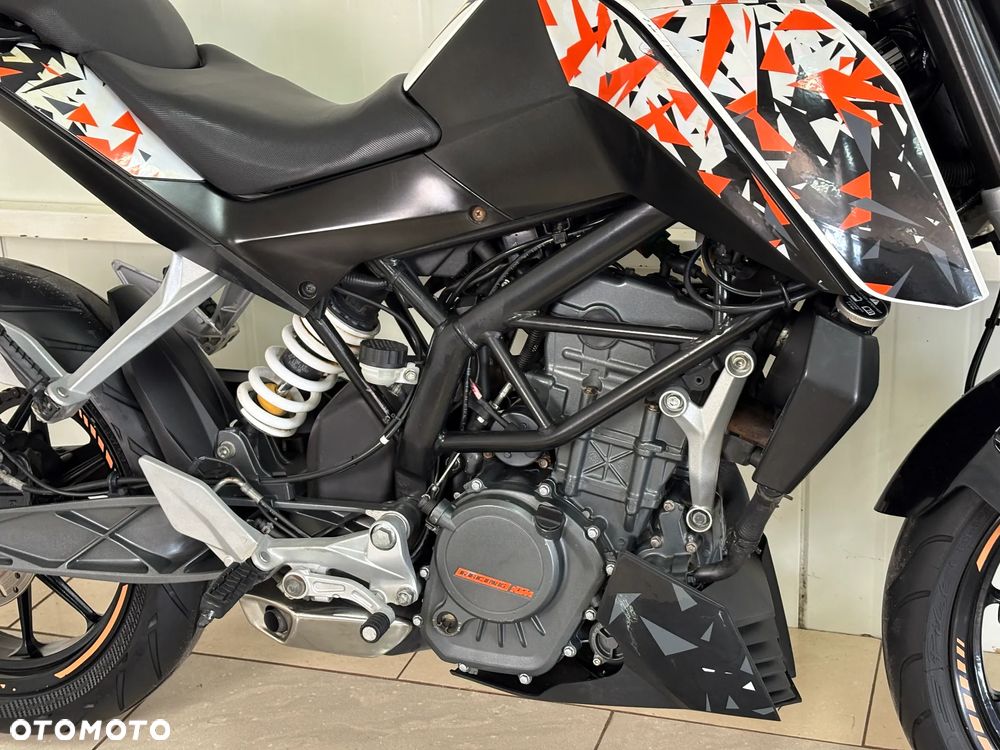 KTM Duke 125 - 9