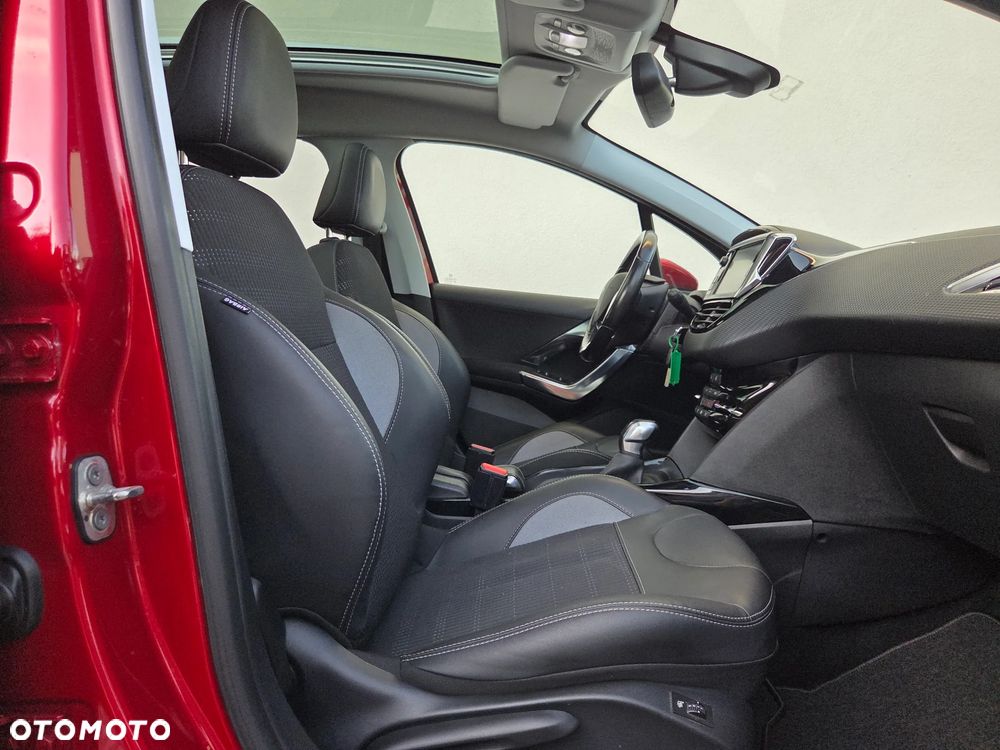Peugeot 2008 1.6 BlueHDi Crossway - 18