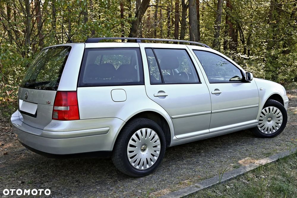 Volkswagen Golf 1.9 TDI Comfortline - 21