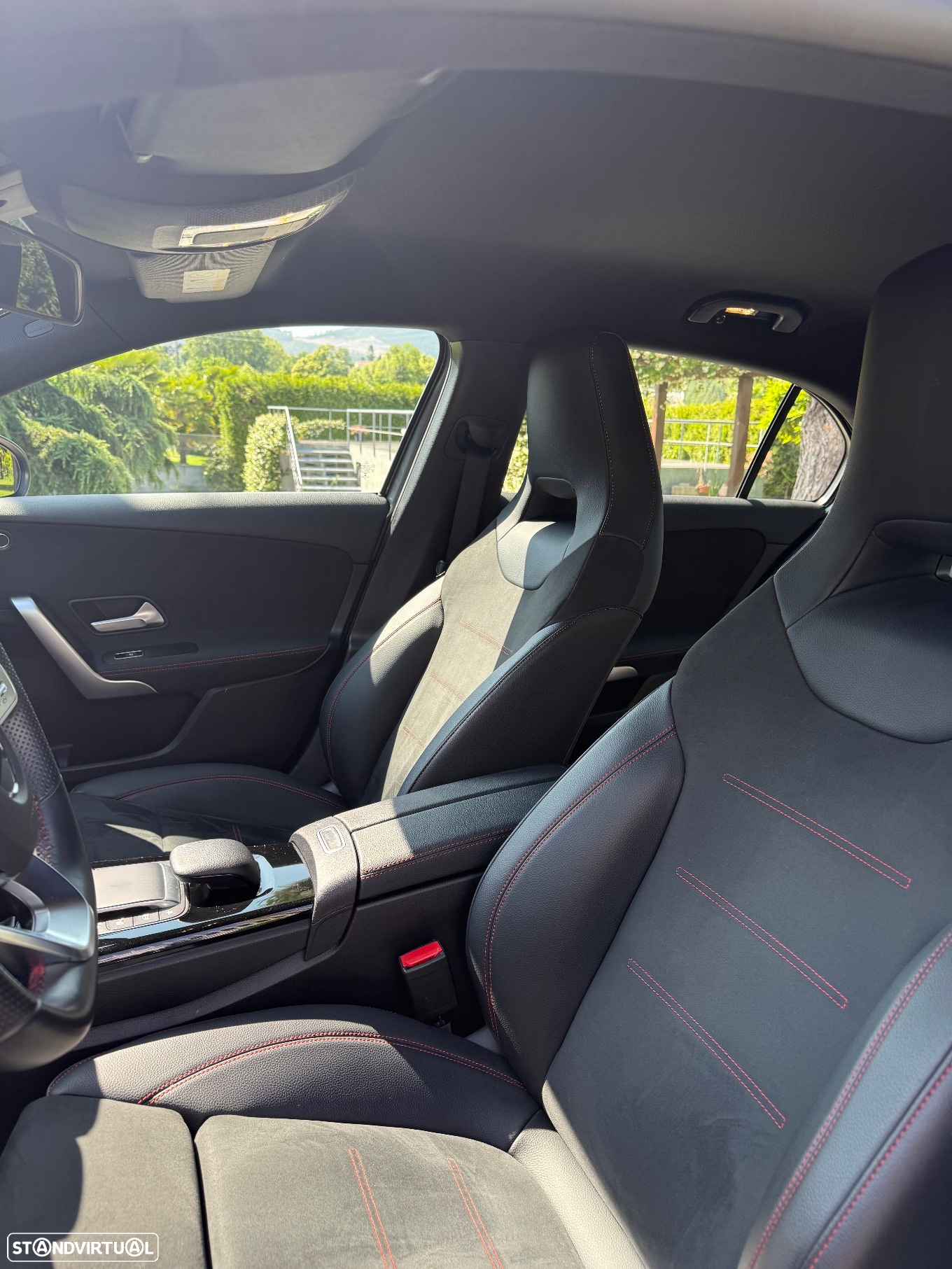 Mercedes-Benz A 250 e AMG Line - 10