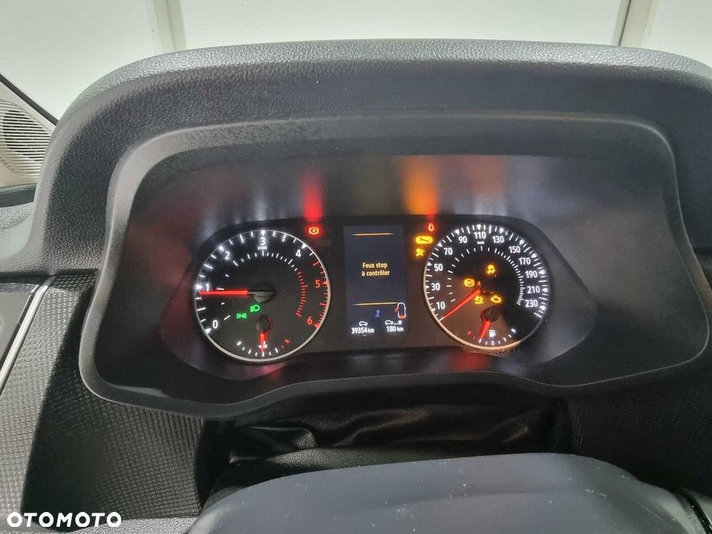 Renault Trafic - 19