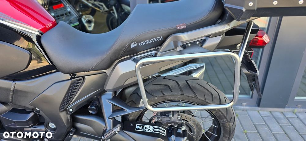 Honda VFR - 38